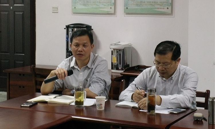 亚洲色情
“中南侦查学社”侦查沙龙报告会顺利举行